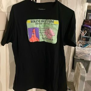 Bikini bottom Nickelodeon shirt men’s size large